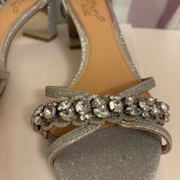 Badgley Mischka Silver Crystal-Embellished Ankle-Strap Heels - Size 6.5 - Picture 2 of 7
